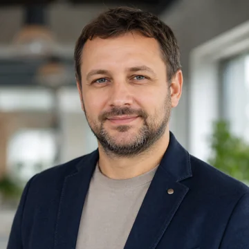 Дмитрий Колесников
